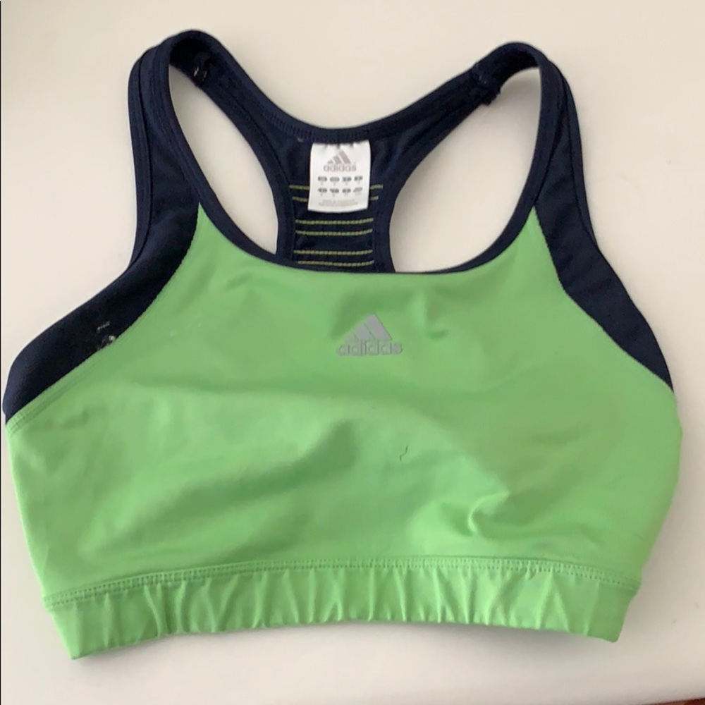 Sports bra